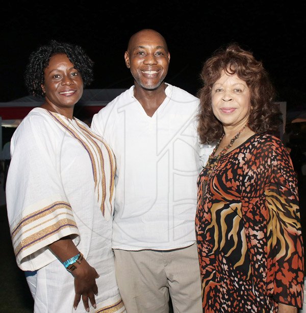Ashley Anguin<\n>From left:  Claudell Robison with her husband Conrad Robinson of Jampro Western Region; and  Dittie Guise manager of Montego Bay Convention Centre.<\n> *** Local Caption *** @Normal:From left: Claudell Robinson with her husband Conrad Robinson of JAMPRO Western Region, and Dittie Guise, manager of the Montego Bay Convention Centre.