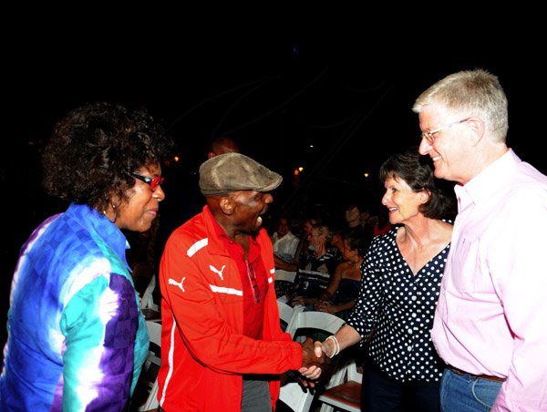 Winston Sill / Freelance Photographer
The Embassy of the United States of America presents Blues on The Green featuring 'Traces of Blue', held at Emancipation Park, New Kingston on Friday night February 22, 2013. Here are Ambassador Pamela Bridgewater (left); Jimmy Cliff (second left); Jill Drake (second right); and Howard Drake (right), British High Commissioner.