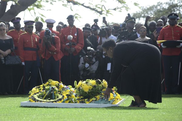 Shorn Hector/Photographer The Hon. Olivia Grange, Minister of Culture, Gender, Entertainment and Sport  lays a wreath on the entombed area of the late Edward Seaga at the National Heroes Cricleon Sunday June 23, 2019.