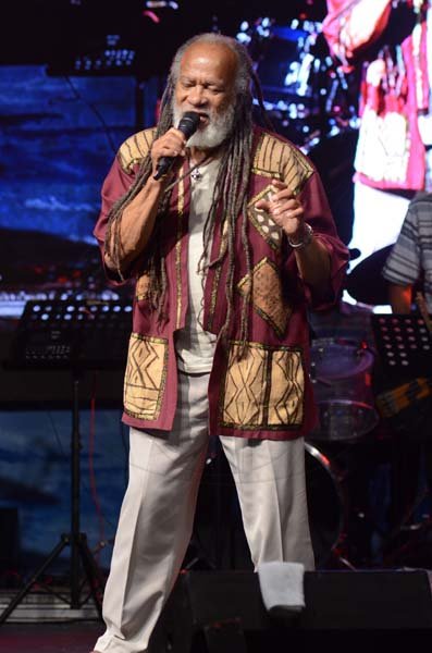 Shorn Hector/Photographer  Ernie Smith performing at the Seville Emancipation Jubilee 2018