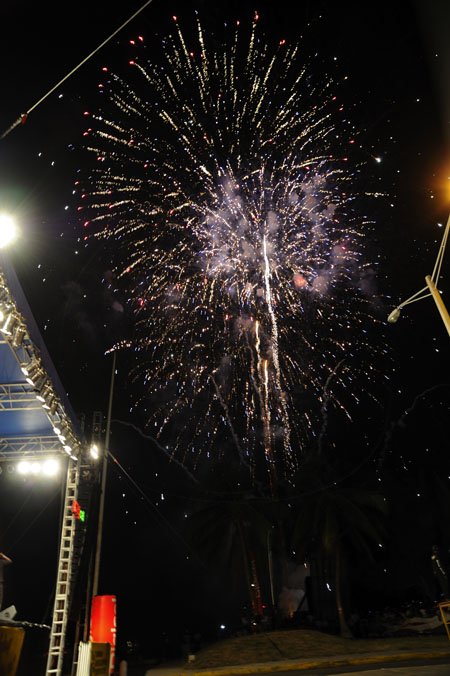 Ricardo Makyn/Staff Photographer
Fire works on the Waterfront.