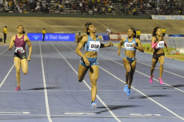 Gladstone Taylor / Photographer

Francene McCorory places first in the womens 400m Dash at the jamaica invitational