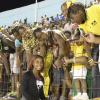 Gladstone Taylor / Photographer

Shelly Ann Fraser Pryce shares a moment with her adoring fans at the jamaica invitational