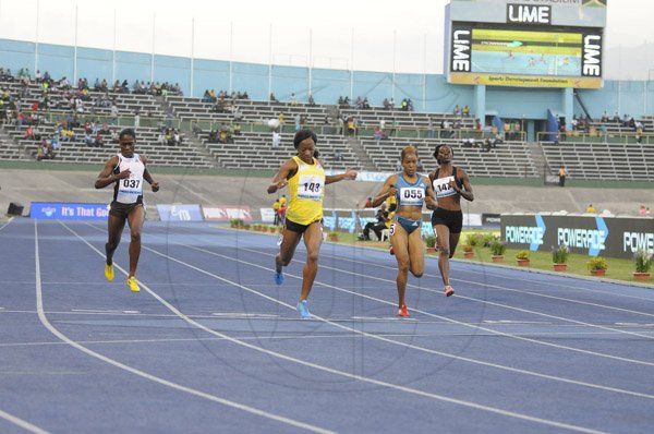 Gladstone Taylor / Photographer

Audra Segree places first

Womens development 200m