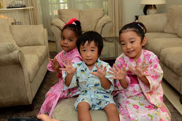 Winston Sill/Freelance Photographer

Alicia Henry, Yuri Takemoto and his sister Lilyka Takemoto