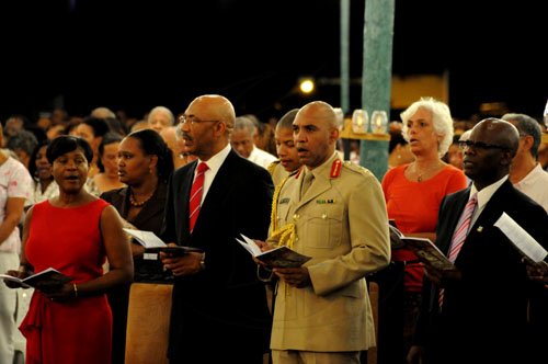 Winston Sill / Freelance Photographer
The Jamaica Defence Force (JDF) annual Open Air Carol Service 2011, held at Up park Camp on Tuesday night December 13, 2011. Here are Lady Patricia Allen (left); Governor General Sir Patrick Allen (third left); Major General Antony Anderson (centre), Chief of Defence Staff, JDF; and Custos of Kingston Steadman Fuller (right).