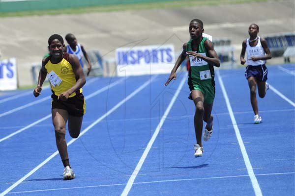 Ricardo Makyn/Staff Photographer
Junior High Schools track and field Championsips  2012 at the National Stadium day one at the National Stadium on Thursday 19.4.2012