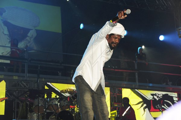 Photo by Sheena Gayle
Cocoa Tea asks the crowd if they miss R Kelly during Sumfest's International Night 1 on Friday at the Catherine Hall Entertainment Complex in Montego Bay.