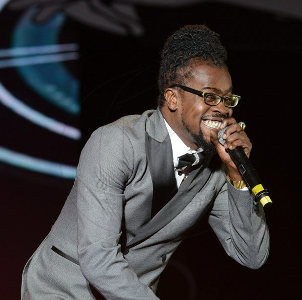 Ian Allen/Photographer<\n>Beenie Man performing at Shaggy and Friends Concert at Jamaica House on Saturday.