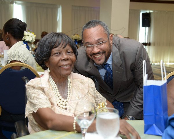 Ian Allen/Photographer
Gleaner Long Service Awards Ceremony 2014.