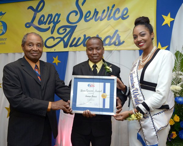 Ian Allen/Photographer
Gleaner Long Service Awards Ceremony 2014.