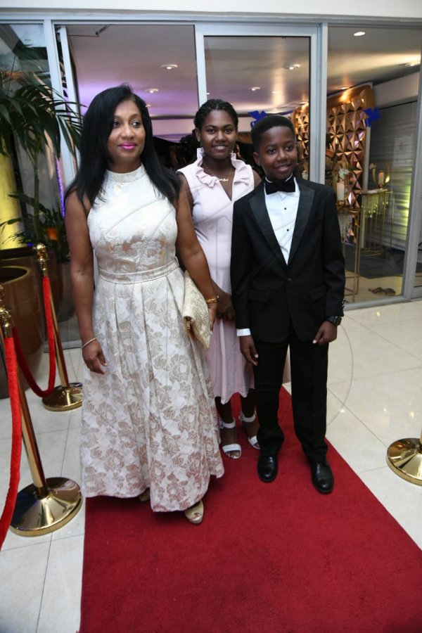 RJRGLEANER Sports Foudnation's National Sportsman and Sportswoman of the Year Award