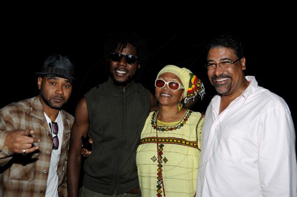 Winston Sill / Freelance Photographer
The Ministry of Tourism  presents Arts In The Park Concert, held at Hope Gardens, Old Hope Road on Sunday night February 24, 2013. Here are Rayvon? (left); Chronixx (second left); Marcia Griffiths (second right); and Minister Wykeham McNeill (right).