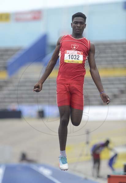 Shorn Hector/Photographer day two of the ISSA/GraceKennedy Boys and Girls’ Athletics Championships held at the The National Stadium in Kingston on Wednesday March 27, 2019