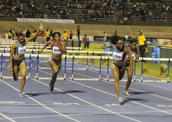 Gladstone Taylor / Photographer

Tiffany Porter (130) places first in womens 100m hurdles

jamaica invitationals