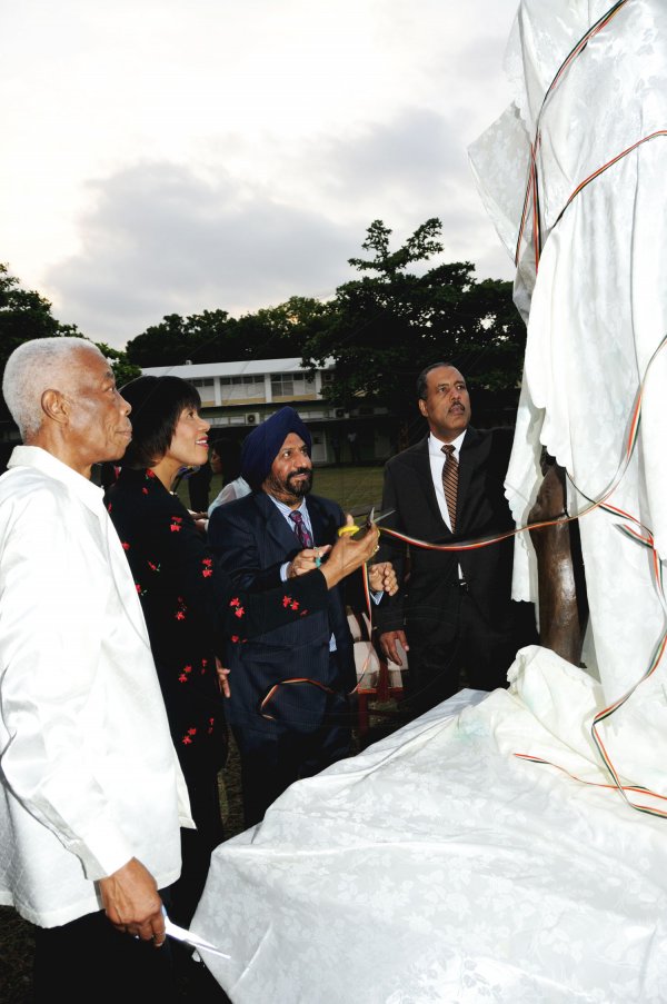 Winston Sill / Freelance P
Indian High Commissioner Mohinder Grover host the Unveiling of the Mahatma Gandhi Statue, held at UWI, Mona on Thursday July 12, 2012.