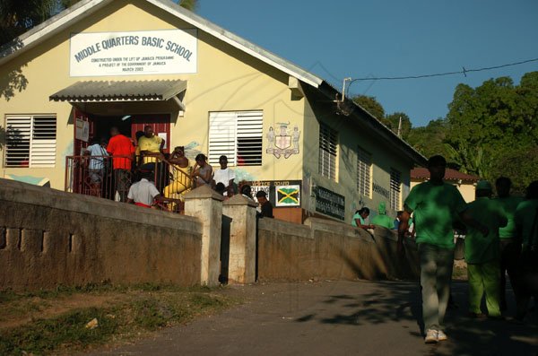 Marc Roye/Reporter
Election Day
Voters stand in the sun at the Middle Quarters Basic school waiting their turn to vote.