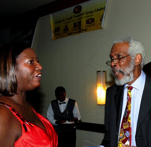 Winston Sill / Freelance Photographer
The Press Association of Jamaica (PAJ) presents the National Journalism Awards Banquet, held at the Jamaica Pegasus Hotel, New Kingston on Friday night December 2, 2011. Here are Jenni Campbell (left); and Ben Brodie (right).