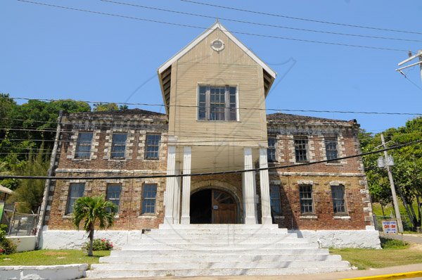 Gladstone Taylor / Photographer

Port Maria Civic Centre, Originally the main court house and Police Station for the parish of st mary originally built in 1821

Parish capital feature on Port Maria.