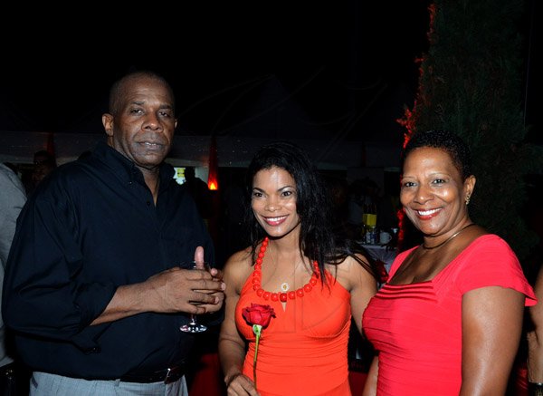 Winston Sill/Freelance Photographer
The Heart Foundation of Jamaica prersents the Media Launch of Simply Red, Wine and Food Festival, held at Millsborough Close on Tuesday night August 19, 2014. Here are Greg Christie (left); Laura Butler (centre); and Jan Christie (right).
