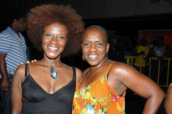 Winston Sill/Freelance Photographer
Style Week at Knutsford Boulevard on Sunday May 27, 2012. Here are Jiivanii Redmarks (left);and Dawn Davis.