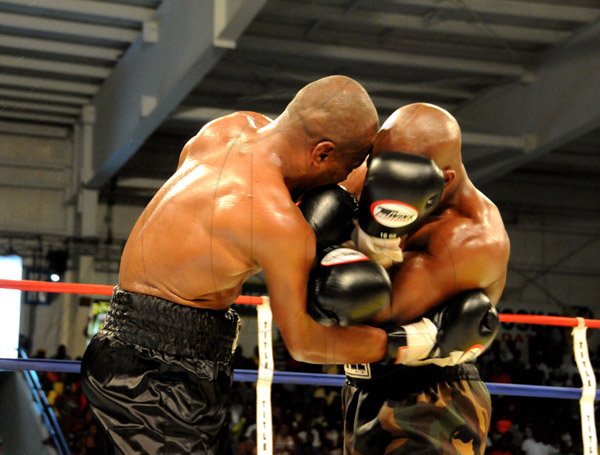 Winston Sill/Freelance Photographer
Wray and Nephew Contender Boxing Finals, held at the National Indoor Sports Centre (NISC), Stadium Complex on Wednesday night June 26, 2013.